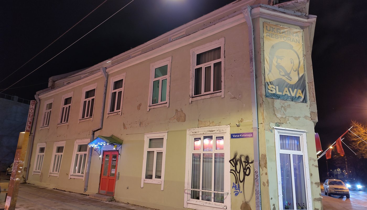 https://dynamic-media-cdn.tripadvisor.com/media/photo-o/2e/47/d1/8f/caption.jpg?w=1400&h=800&s=1