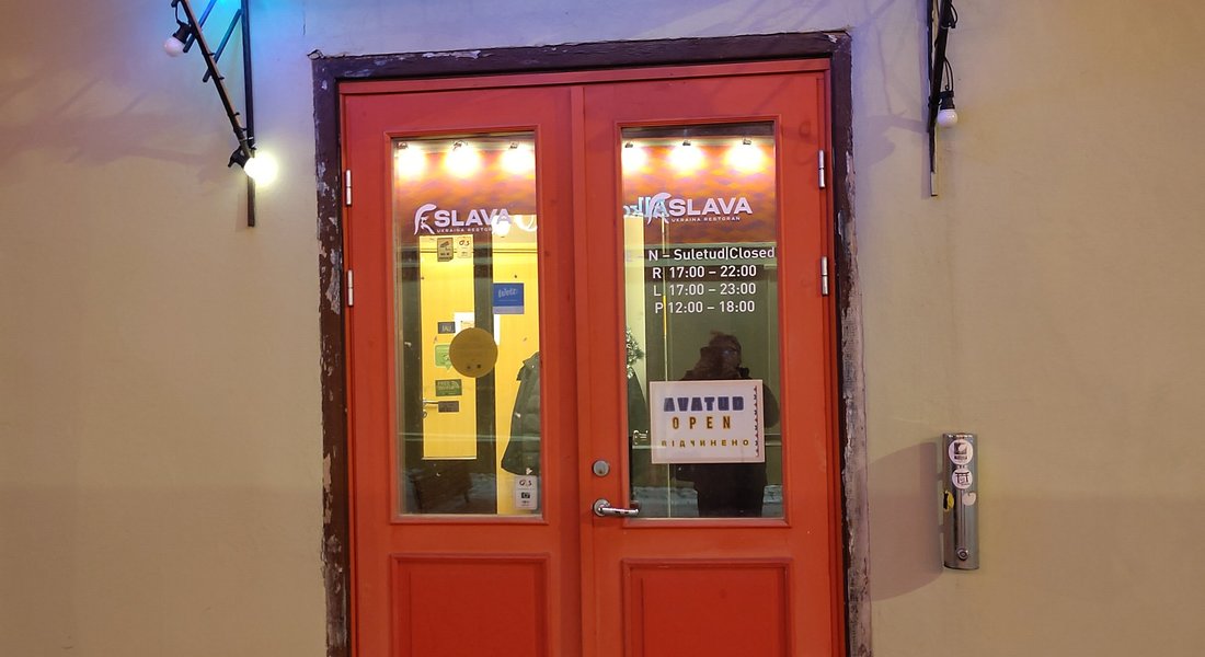 https://dynamic-media-cdn.tripadvisor.com/media/photo-o/2e/47/d1/90/caption.jpg?w=1100&h=600&s=1