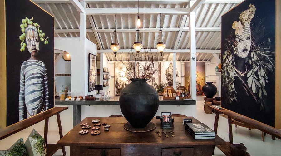 Giovanna Photography Gallery & Coffee House