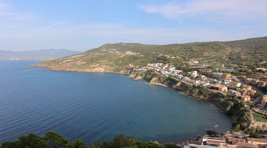 Castelsardo - vista verso Punta Campolandru e Gallura da Piazza Bastione (Ss)