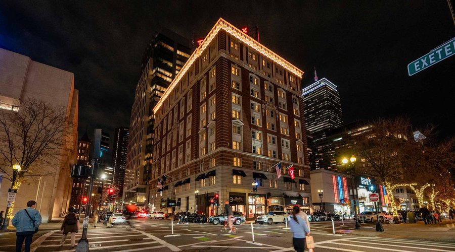 Luxury boutique hotel in Boston. Independently run for 50+ years. Offering a sophisticated experience for adventurous & creative travelers