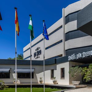 Entrada renovada