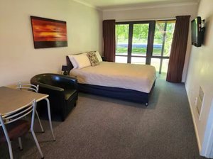Business Centre & Event Rooms