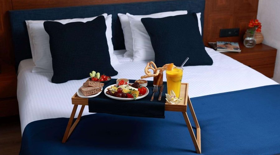 Guest room