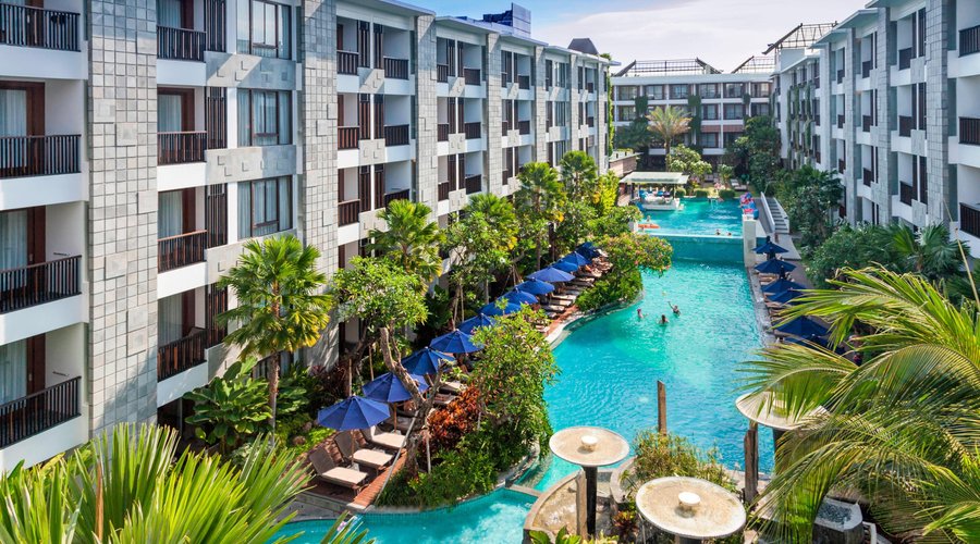 Three tiered pool