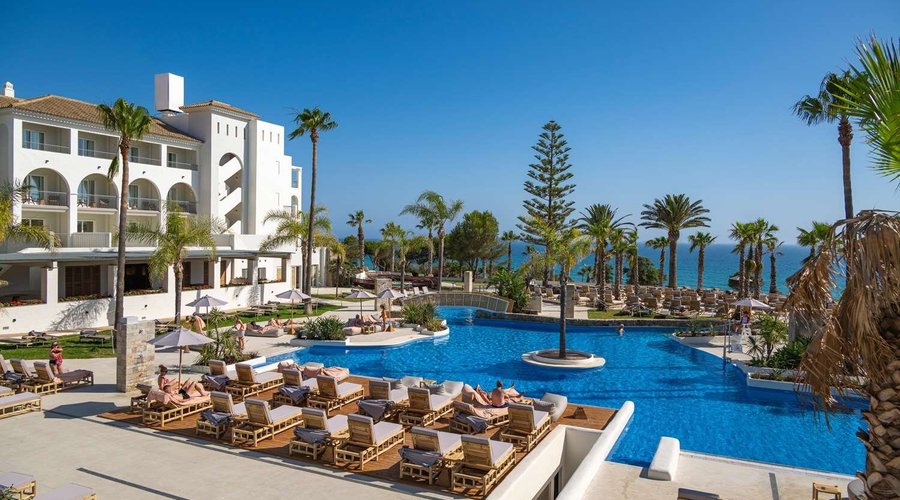 DAIA Slow Beach Hotel Conil (콘일 데 라 프론테라) - 호텔 리뷰 & 가격 비교