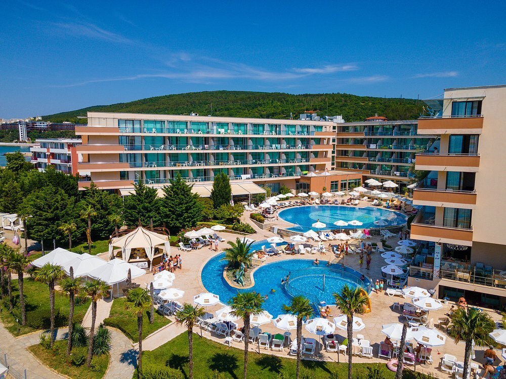 SANDY BAY HOTEL: See Resort Reviews and Photos (Elenite, Bulgaria ...