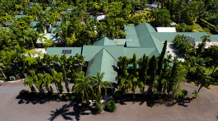 Overview of the front of hotel