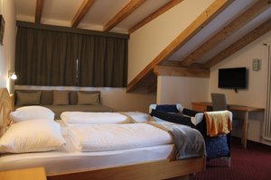 Zimmer und Suite