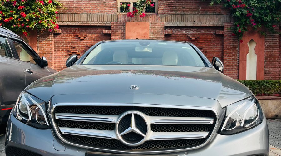 Mercedes Benz booking online Rangeela Rajasthan Taxi
