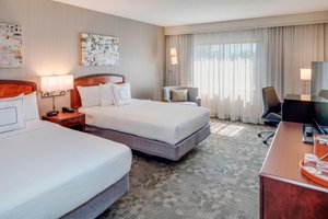 Room & Suite