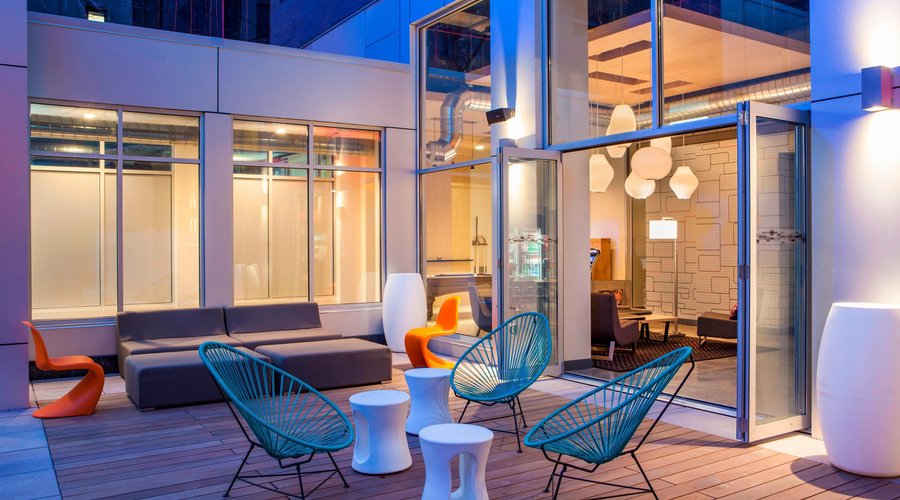 Courtyard/Re:Mix Lounge