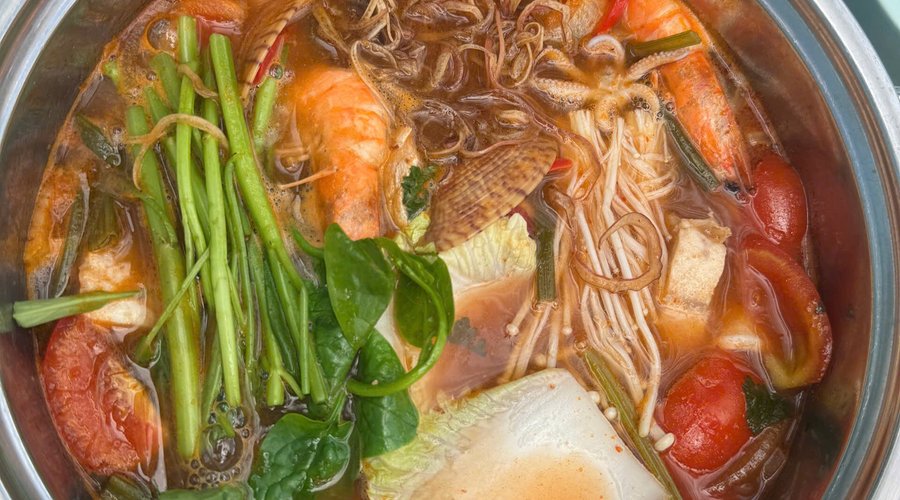 Nước lẩu gánh thơm ngon, đậm vị