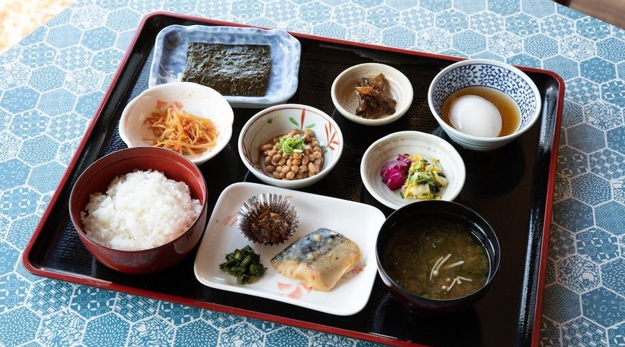 朝食一例