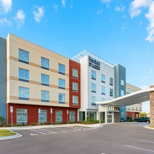 Daytime exterior view