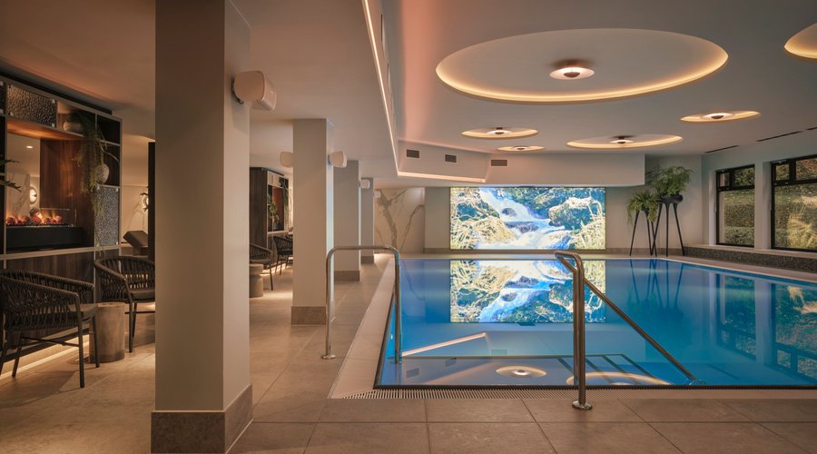LeonardoRoyalHotelBadenBaden SpaPool