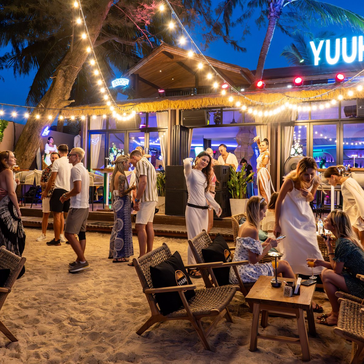 Yuuhi Beach Club & Karaoke - Bang Thao Nok - Yuuhi Beach Club & Karaoke의 리뷰 - 트립어드바이저
