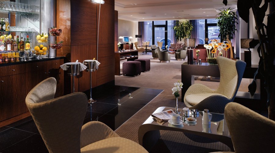 The Lounge