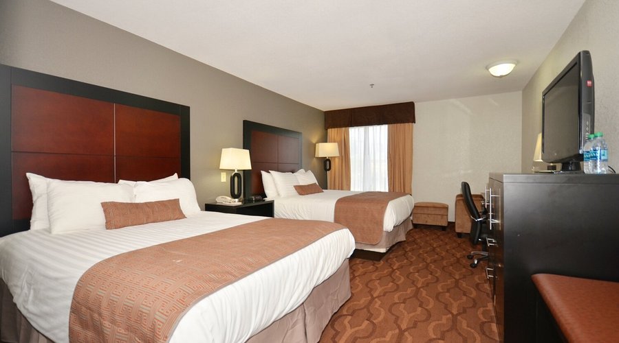 Two Queen Beds