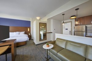 Room & Suite