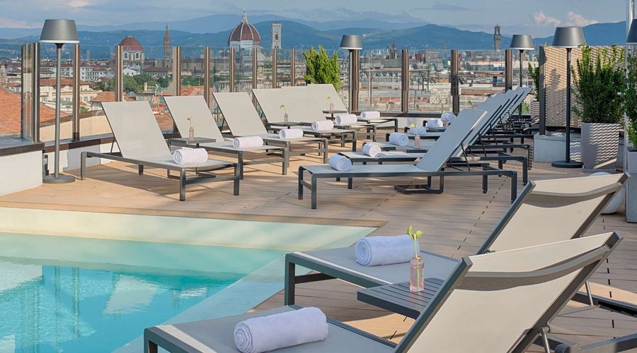 NH Firenze Hotel Facilities Terrace With Pool Folded Towels