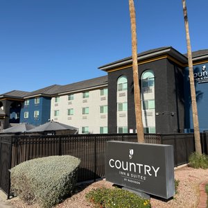 Newly remodeled! The hotel is located near the Phoenix Sky Harbor International Airport (PHX), making it a convenient option for travelers with early morning or late-night flights. The hotel is situated in a quiet, industrial area, but still close to major highways and attractions.