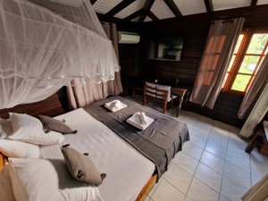 Room & Suite