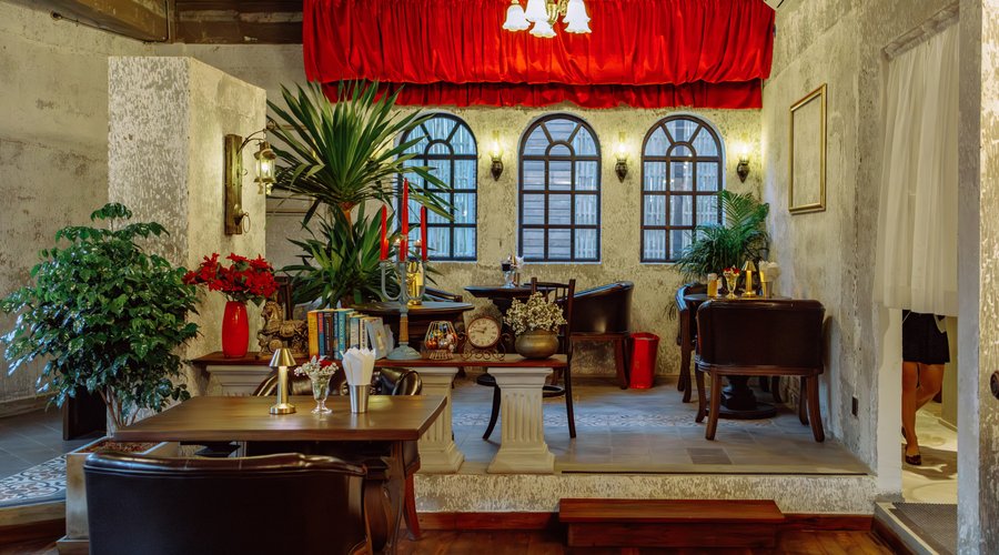 In-house seating areas