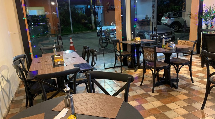 Pizzaria e hamburgueria. Burger family