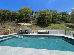Piscina e praia