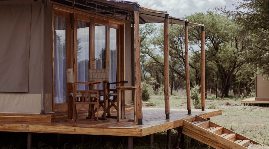 Each suite is thoughtfully designed to offer safety, privacy, and unparalleled comfort while seamlessly connecting you to the surrounding beauty of the Serengeti. Imagine sitting on your private deck, a gentle breeze in the air, as you watch the sun dip below the horizon, painting the sky in breathtaking hues.