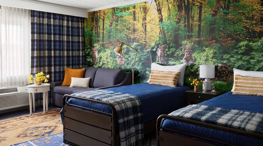 Guest room