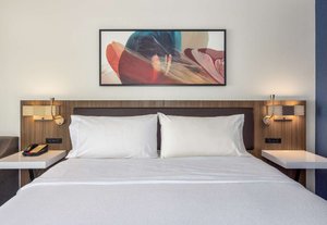 Room & Suite