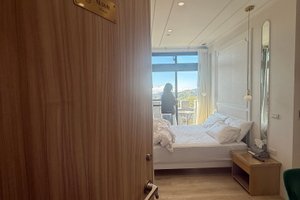 旅客