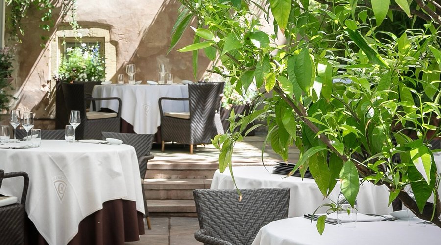 Il Cortile image 2 - Full view