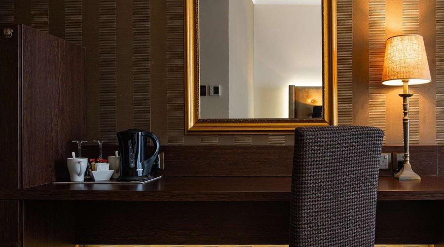 Guest room