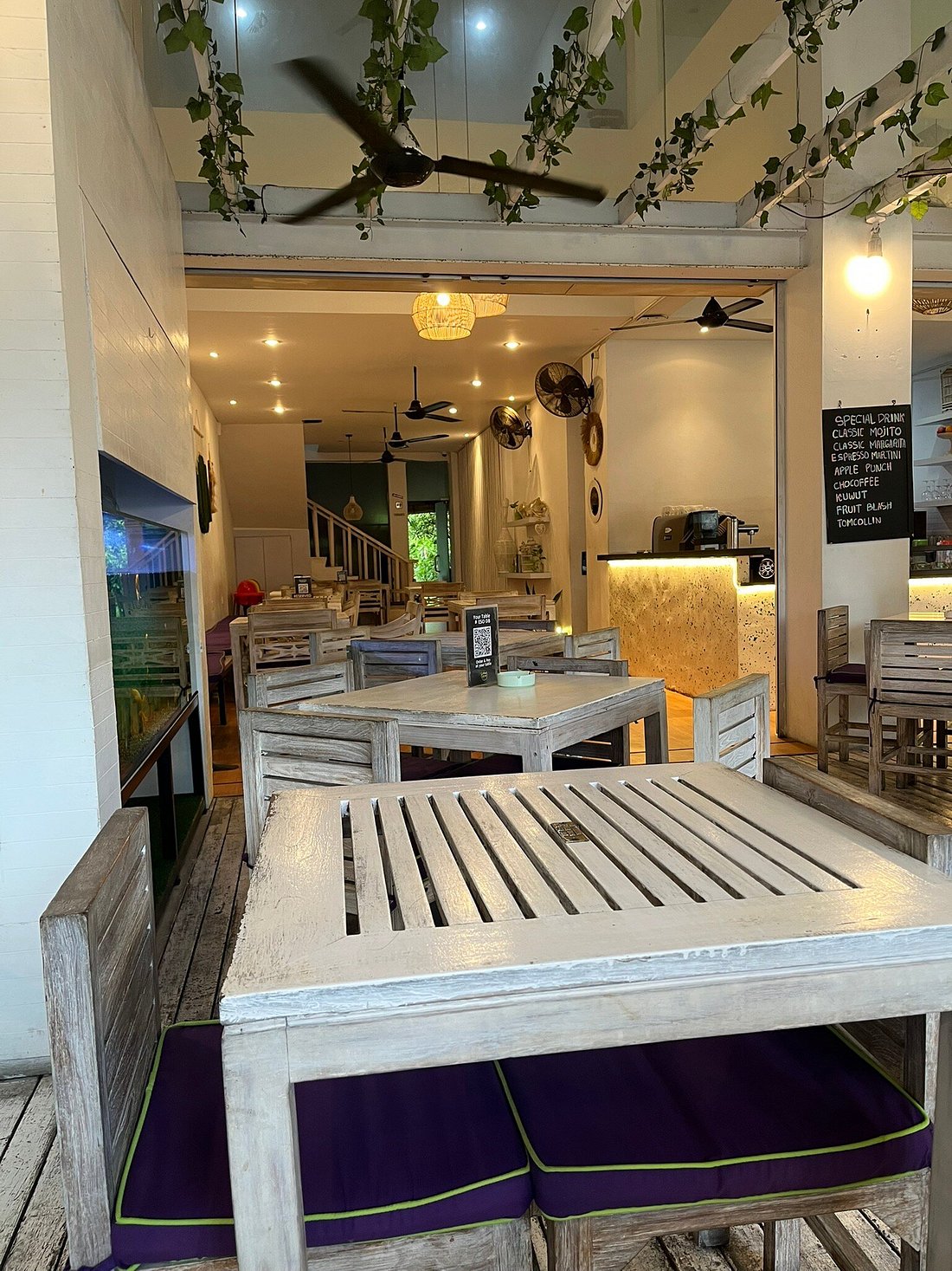 cafe di daerah legian bali cafe di daerah legian bali - Coffee Corner