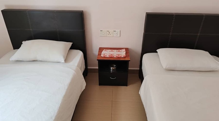 twin-sharing room for 2 pax