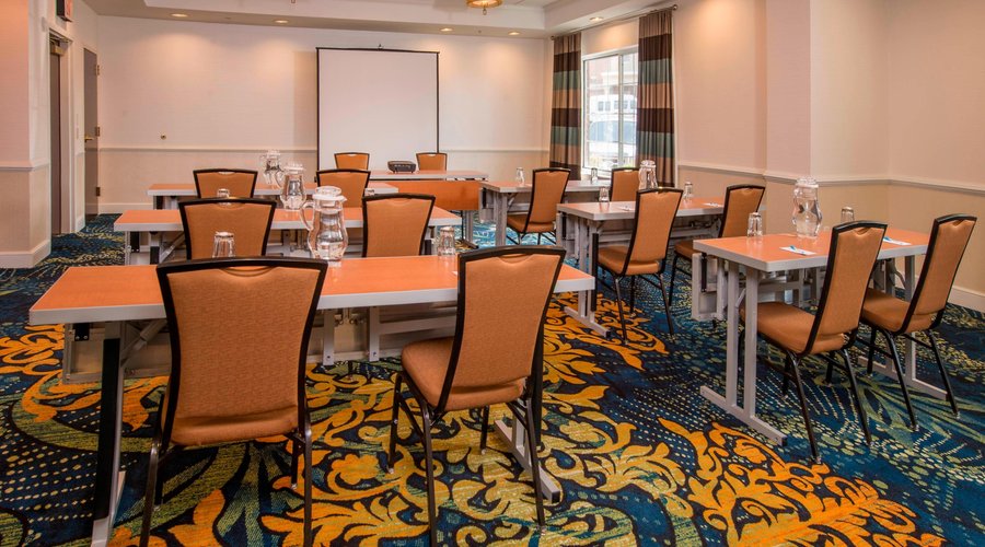 Meeting Room – Classroom Setup