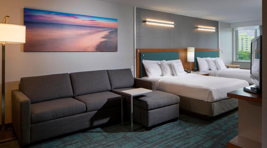 Queen/Queen Suite - Bedroom