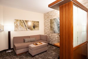 Room & Suite