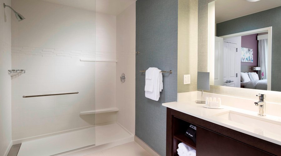Studio Suite Bathroom