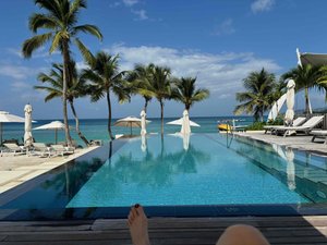 Piscina e praia