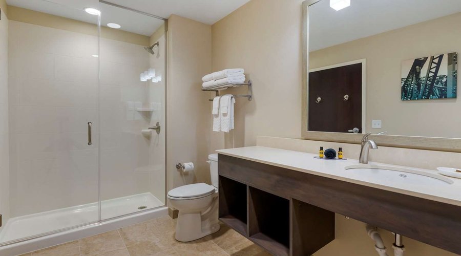 Guest room