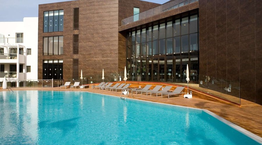 Pool - outdoor