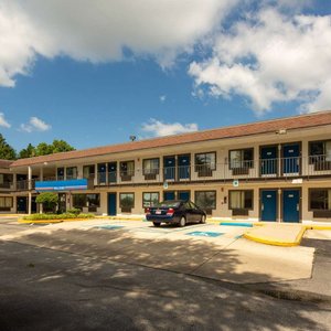 Motel Camp Springs Washington DC Exterior