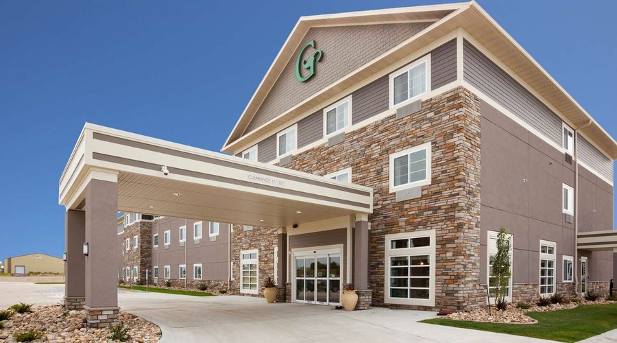 GrandStay Valley City Exterior Day