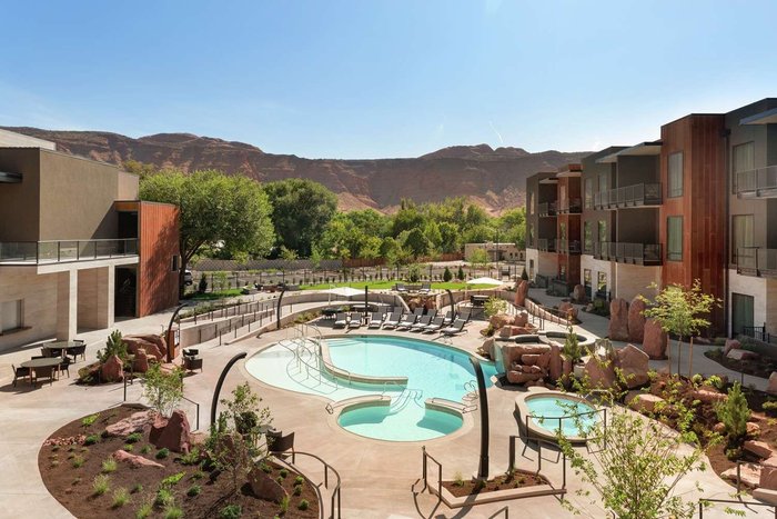 Recommended Hotel: Hoodoo Moab, Curio Collection by Hilton Image 2