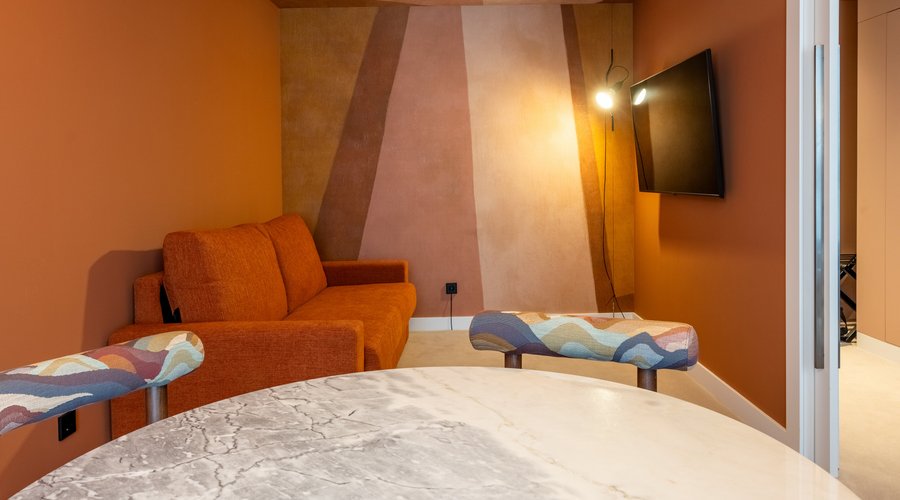 Junior Suite, Living room