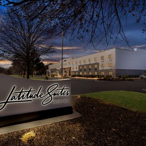 Latitude Suites Tinton Falls Eatontown, BW Premier Collection Exterior